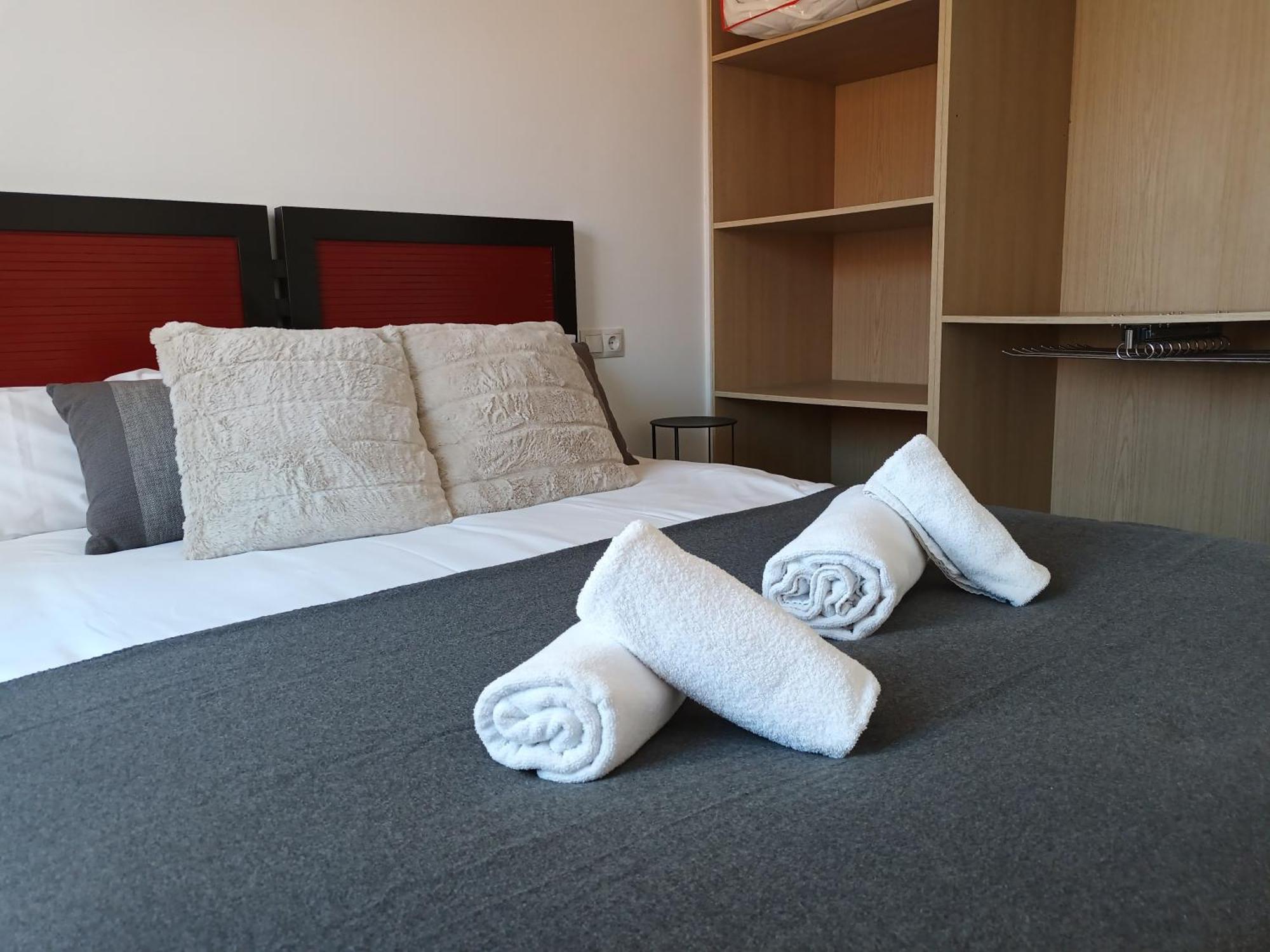 Apartamento Vacacional Cuarteles Малага Экстерьер фото